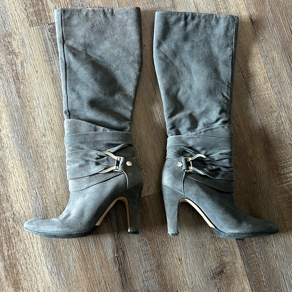 ANTONIO MELANI Charcoal Gray Heeled Boots • Suede • Fits 7 1/2 - 8 - Picture 3 of 7